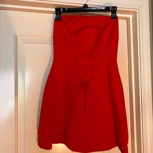 Red Halter Gianni Bini